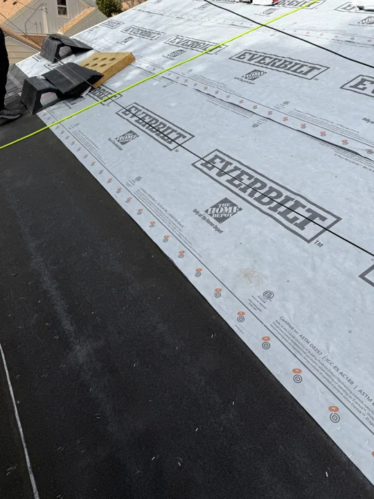 Roof underlayment installation